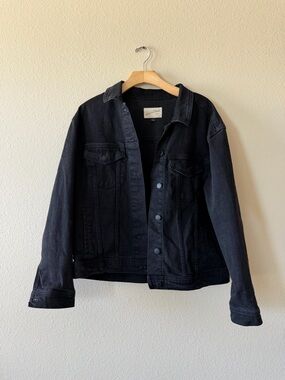 Universal Thread Black Denim Jacket - Women's
